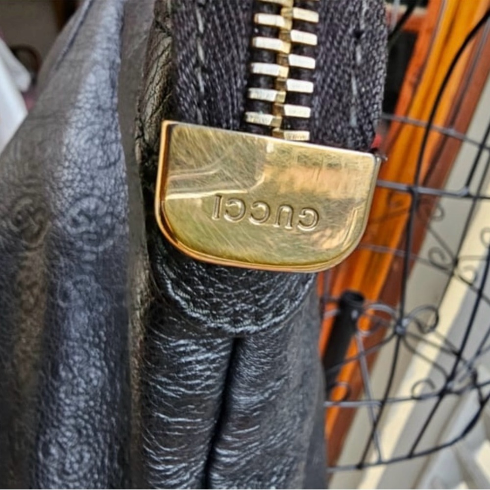 Gucci Leather Gg Monogram Bag - image 8